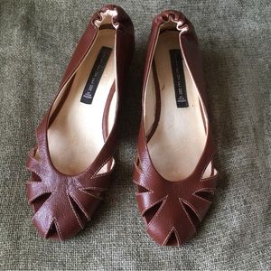 Steve Madden brown flats with cut outs size 8B